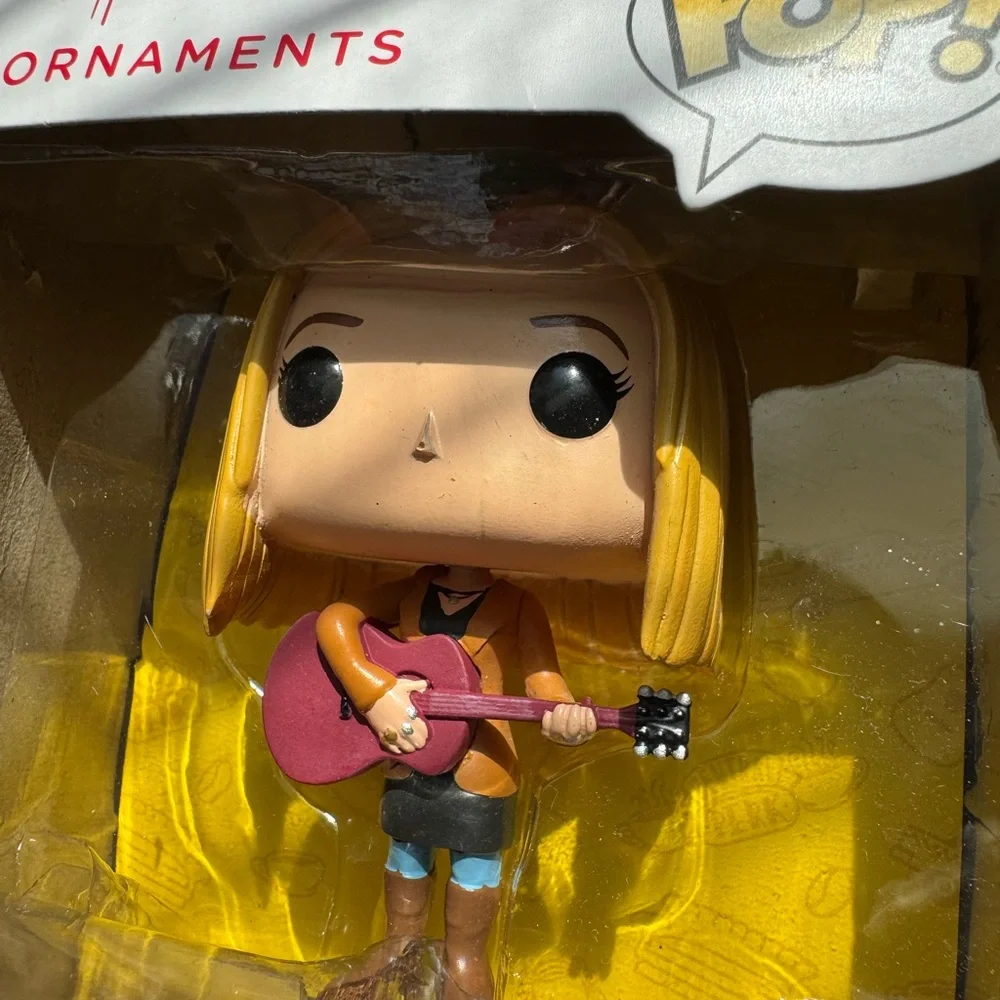 Hallmark Funko‎ Pop Phoebe Buffay Friends Ornament Limited Edition Central Perk
